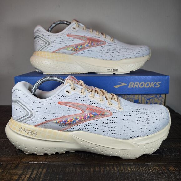 NEW Brooks Glycerin 21 Mens Size 11D Running Comfort Shoe Gray Cream 1104191D149